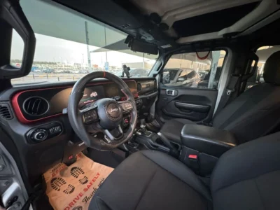 2019 Jeep Wrangler 3.6-liter V6 Pentastar Petrol Engine Silver Black SUV Automatic GCC Specs
