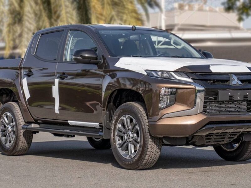 2025 Mitsubishi L200 Sportero 2.4L 4-cylinder Turbocharged Diesel Brown Black Pickup Truck