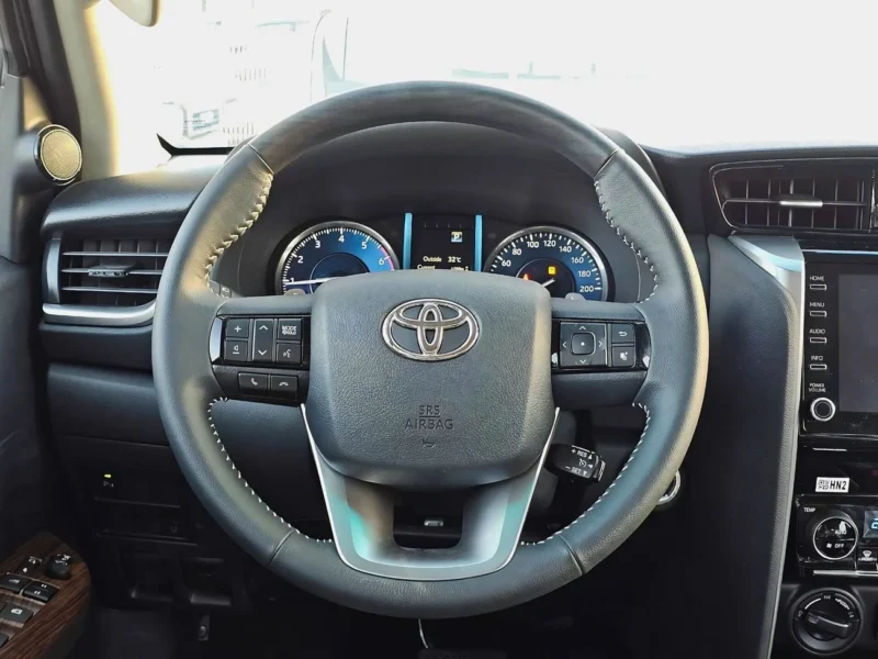2024 Toyota Fortuner 2.7 Litres 4 Cylinder Petrol Engine Bronze Black SUV Automatic GCC
