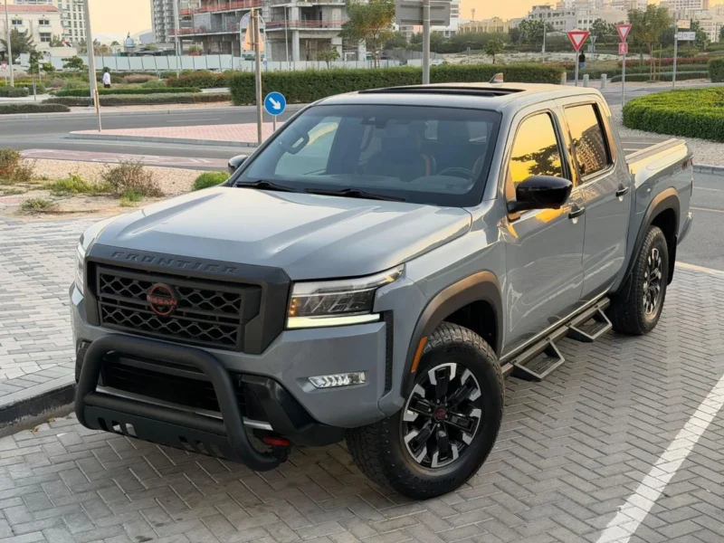 2022 Nissan Frontier PRO-4X 3.8 Litres V6 Petrol Engine Grey Black Pickup Truck Full Option