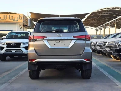 2024 Toyota Fortuner 2.7 Litres 4 Cylinder Petrol Engine Bronze Black SUV Automatic GCC