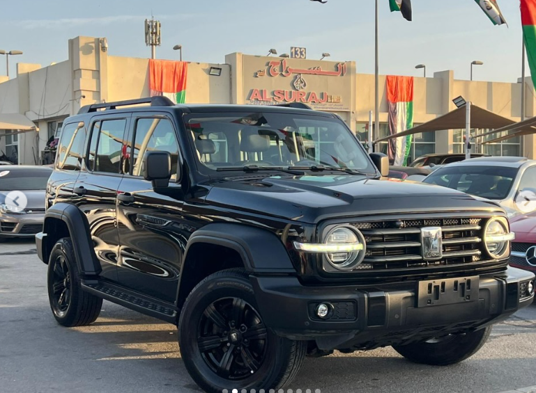 2023 GWM TANK 300 2.0 Litre Turbocharged 4-cylinder Petrol Engine Black SUV Full Option