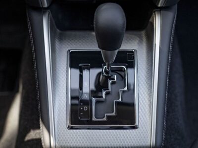 2025 Mitsubishi L200 Sportero 2.4L 4-cylinder Turbocharged Diesel Brown Black Pickup Truck