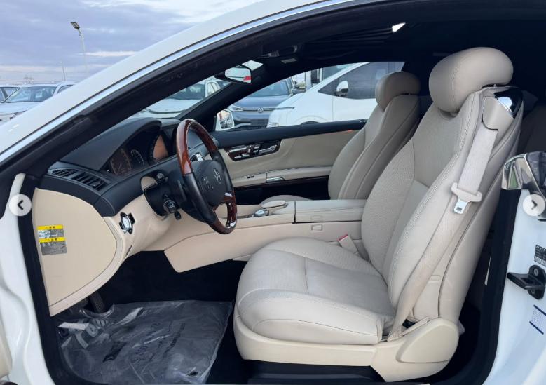 2012 Mercedes-Benz CL550 4MATIC 4.6 Litres Twin-Turbocharged V8 Engine White Beige Coupe