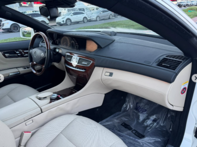 2012 Mercedes-Benz CL550 4MATIC 4.6 Litres Twin-Turbocharged V8 Engine White Beige Coupe
