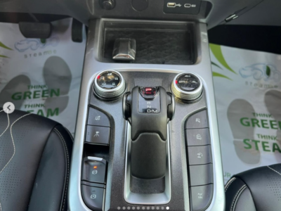 2023 GWM TANK 300 2.0 Litre Turbocharged 4-cylinder Petrol Engine Black SUV Full Option