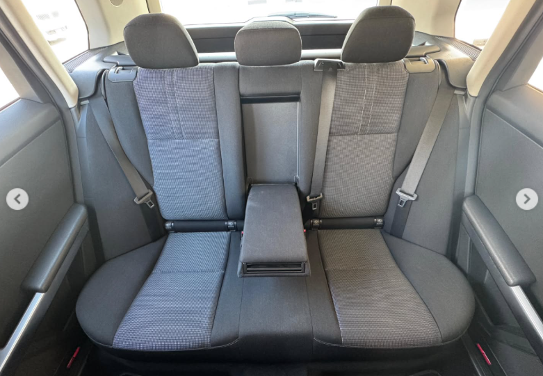 2015 Mercedes-Benz GLK350 3.5 Liters V6 Petrol Engine Grey Luxury SUV Excellent Condition