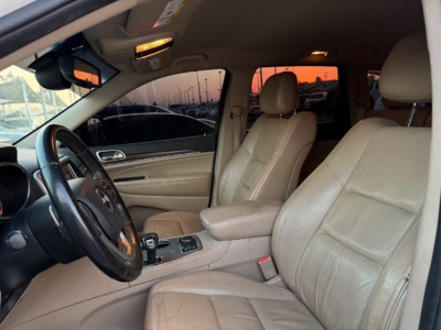 2015 Jeep Grand Cherokee 3.6 Liters V6 Pentastar Petrol Engine White Beige SUV