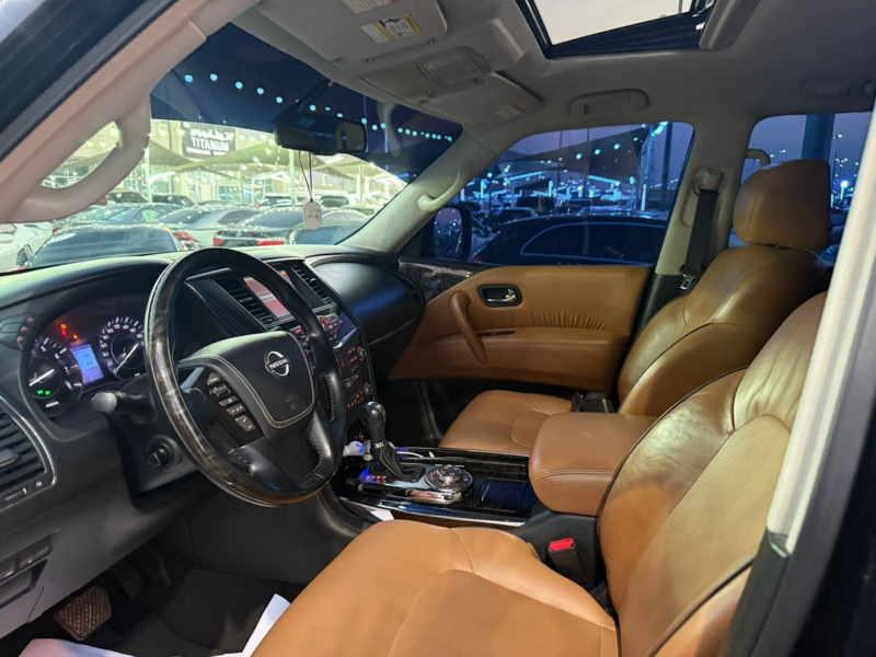 2015 Nissan Patrol Platinum 5.6-liter V8 Petrol Engine Black Tan SUV GCC Specs