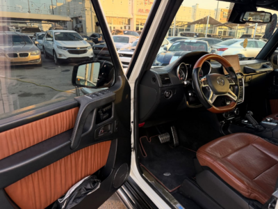 2018 Mercedes-Benz G500 4.0 Litres V8 twin-turbo Petrol Engine White Brown SUV