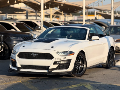 2022 Ford Mustang EcoBoost 2.3 Liters 4-cylinder Petrol Engine White Black Convertible