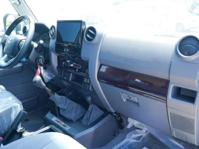 2026 Toyota Land Cruiser 70 Series 2.8L Turbo Diesel 4 Cylinders Engine White Grey SUV
