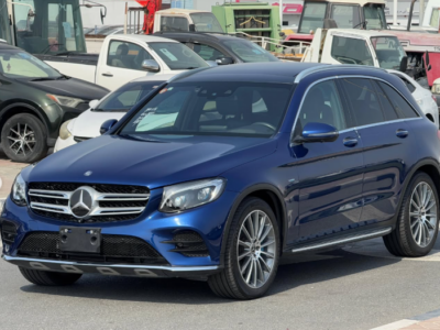 2017 Mercedes-Benz GLC 350e 4MATIC 2.0 Liters 4-cylinder inline Petrol Engine Blue Black SUV
