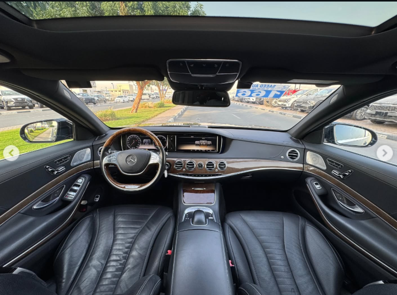 2014 Mercedes-Benz S 550 4.7 Liters V8 Twin-Turbocharged Petrol Engine Black Luxury Sedan RWD