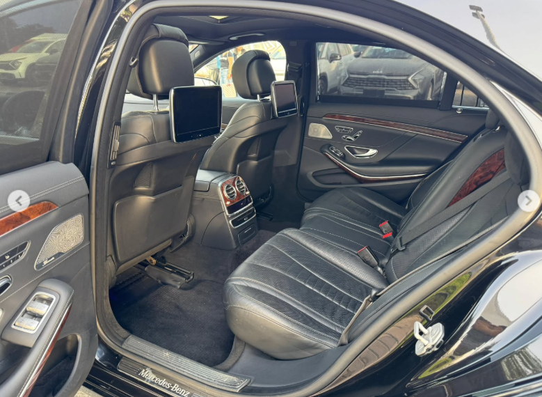 2014 Mercedes-Benz S 550 4.7 Liters V8 Twin-Turbocharged Petrol Engine Black Luxury Sedan RWD