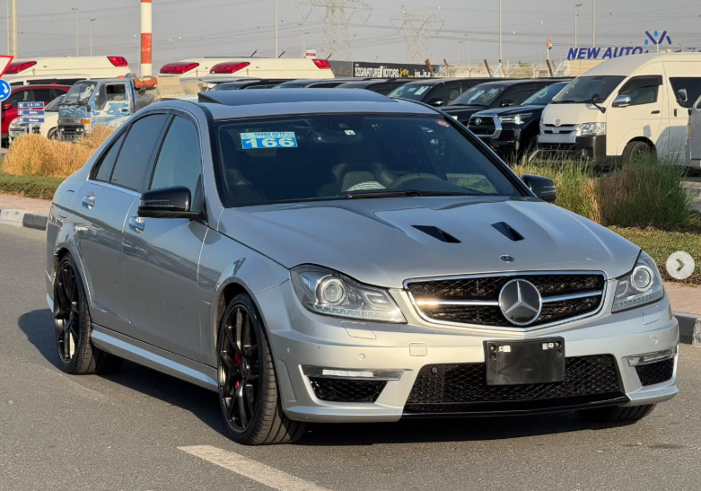 2014 Mercedes-Benz C63 AMG Edition 507 6.2 Liters Naturally Aspirated V8 Engine Silver Black Sedan
