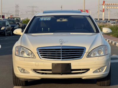 2007 Mercedes-Benz S 550 5.5-liter V8 Petrol Engine Wite Black Luxury Sedan Automatic