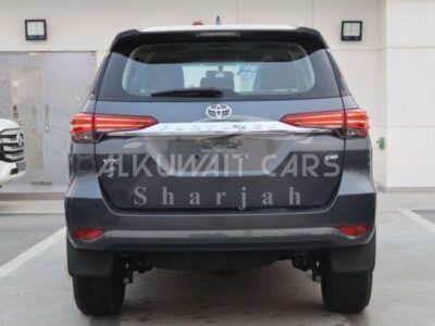 2023 Toyota Fortuner GXR 6-cylinder Petrol Engine Grey Brown SUV Automatic GCC Specs