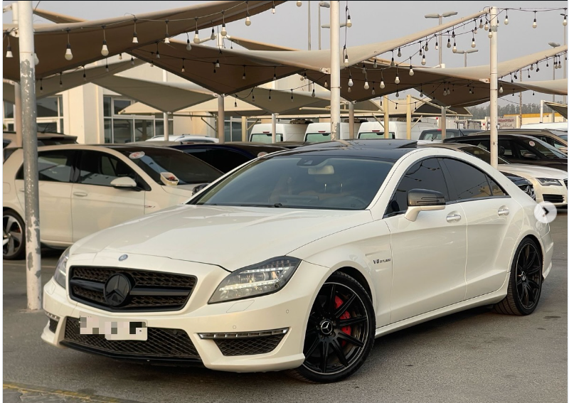 2012 Mercedes-Benz CLS63 AMG 5.5-liter twin-turbo V8 Petrol Engine White Beige Sedan RWD