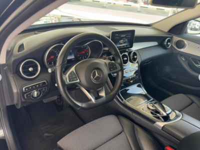 2016 Mercedes-Benz C250 2.0 Litres Inline-4 Cylinder Petrol Engine Black Sedan NEAT AND CLEAN CAR