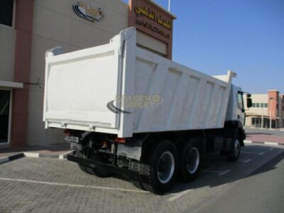 2012 Renault Kerax 380 6x4 Tipper Truck 6 Cylinders Diesel Engine Manual LHD White