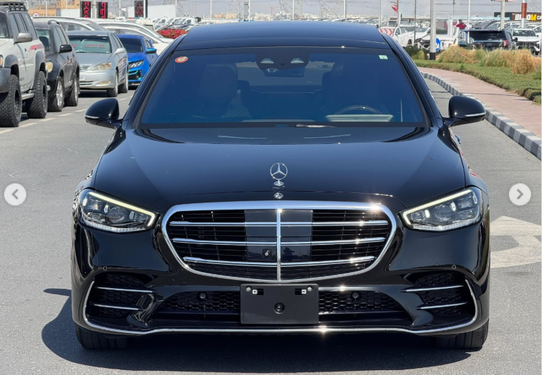 2021 Mercedes-Benz S 500 LWB 3.0L Inline-6 Turbocharged with EQ Boost Black Luxury Sedan