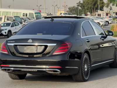 2014 Mercedes-Benz S 550 4.7 Liters V8 Twin-Turbocharged Petrol Engine Black Luxury Sedan RWD