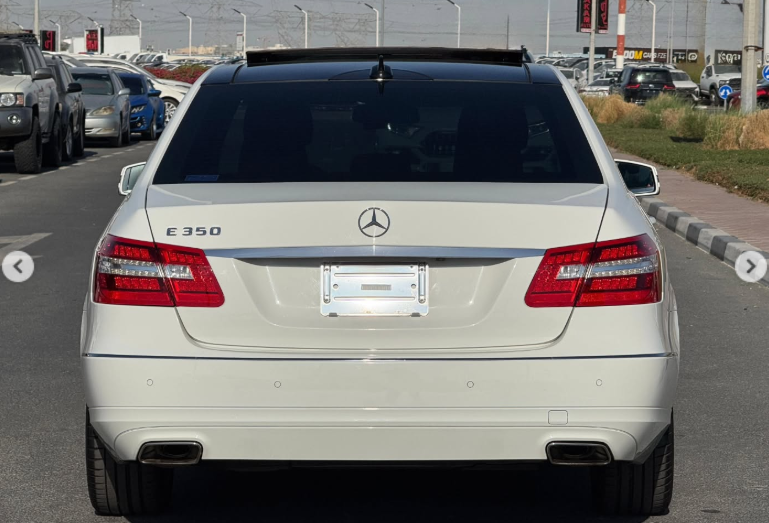 2013 Mercedes-Benz E350 3.5 Litres V6 Naturally Aspirated Petrol Engine White Grey Sedan RWD