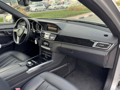 2014 Mercedes-Benz E400 3.5 Liters V6 Hybrid Engine Silver Black Luxury Sedan Automatic RWD