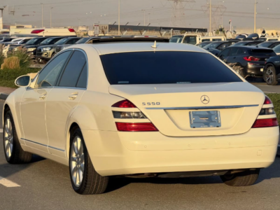 2007 Mercedes-Benz S 550 5.5-liter V8 Petrol Engine Wite Black Luxury Sedan Automatic