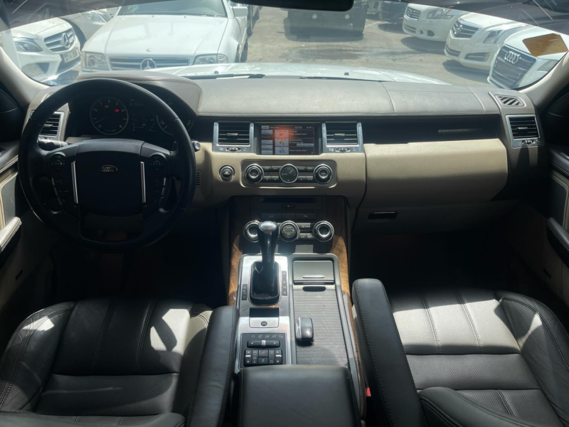 2012 Land Rover Range Rover Sport HSE 5.0L 8 Cylinder Engine White Grey SUV