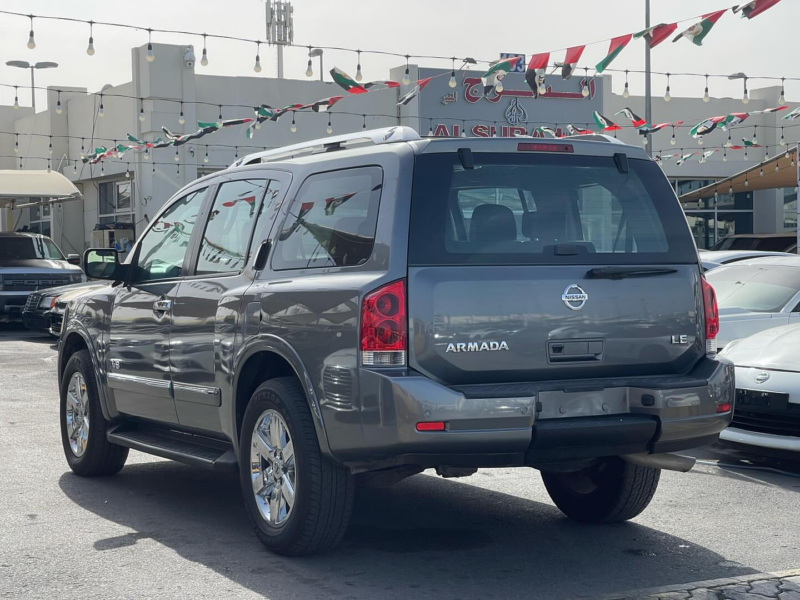 2014 Nissan Armada LE 5.6 Liters V8 Petrol Engine Grey Black SUV