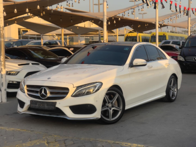 2015 Mercedes-Benz C300 2.0 Liters 4-cylinder Petrol Engine White Red Sedan