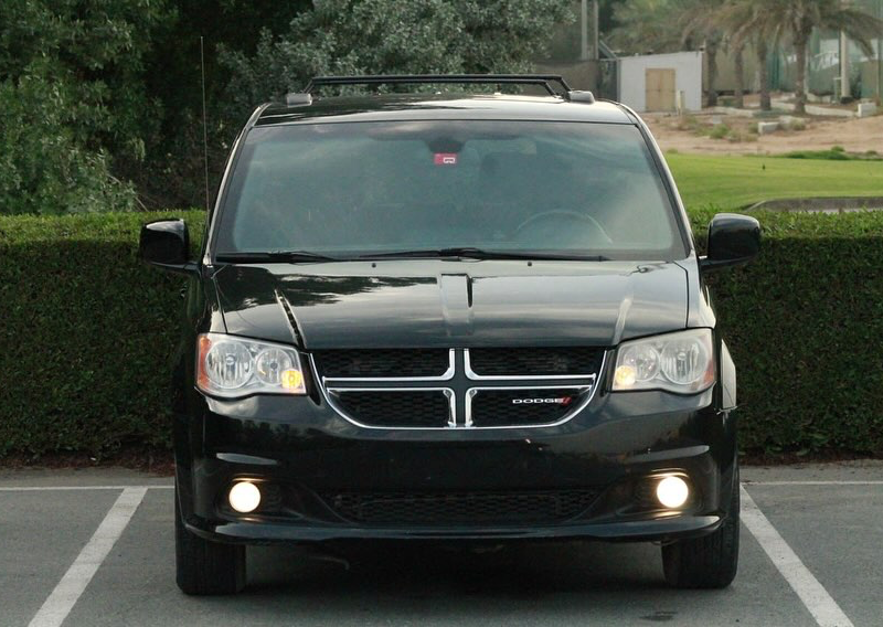 2020 Dodge Grand Caravan 3.6L V6 Pentastar Engine Black Van Canadian Specs