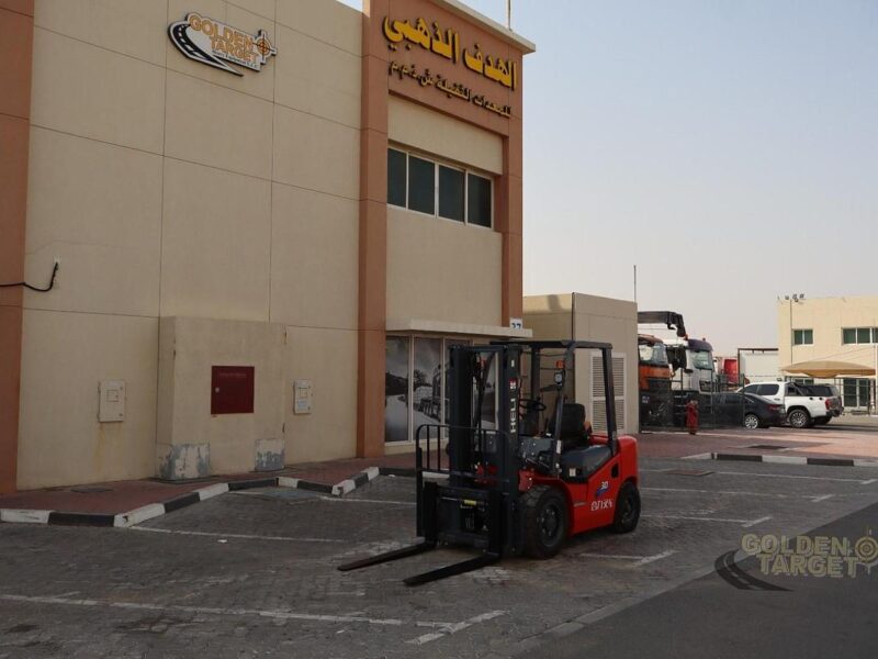 2025 HELI CPC30 Diesel Forklift QUANCHAIV29-50V42 4 Cylinder Diesel Engine Red