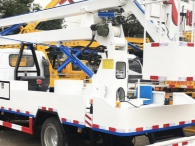 2023 Isuzu Bucket Truck N-Series 5.2 Litres 4 Cylinders Turbo-Diesel Engine White Truck
