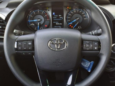 2023 Toyota Hilux 4.0 Litres V6 Petrol Engine AT Green Black Pickup Truck