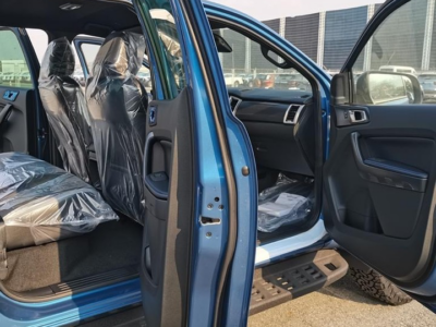 2022 Ford Ranger Raptor 4-Cylinder 2.0 Litres Bi-Turbo Diesel Blue Black Pickup Truck