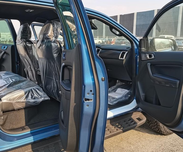 2022 Ford Ranger Raptor 4-Cylinder 2.0 Litres Bi-Turbo Diesel Blue Black Pickup Truck