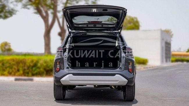 2025 Suzuki Grand Vitara 1.5 Litres 4-Cylinder Hybrid Engine Grey Black SUV