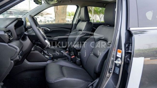 2025 Suzuki Grand Vitara 1.5 Litres 4-Cylinder Hybrid Engine Grey Black SUV