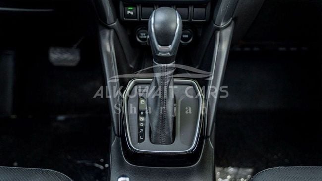 2025 Suzuki Grand Vitara 1.5 Litres 4-Cylinder Hybrid Engine Grey Black SUV