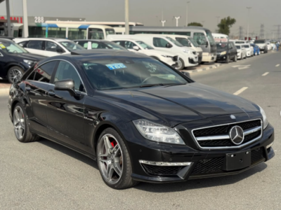 2014 Mercedes-Benz CLS63s AMG 5.5-liter V8 Cylinders Petrol Engine Black 4-door Coupe