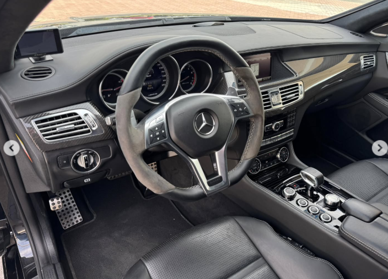 2014 Mercedes-Benz CLS63s AMG 5.5-liter V8 Cylinders Petrol Engine Black 4-door Coupe