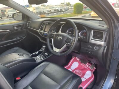 2016 Toyota Kluger Grande 3.5 Litres 6 Cylinders Petrol Engine Blue Black SUV Automatic