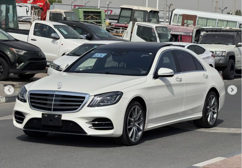 2019 Mercedes-Benz S560 4.0-liter twin-turbocharged Petrol Engine White Black Luxury Sedan