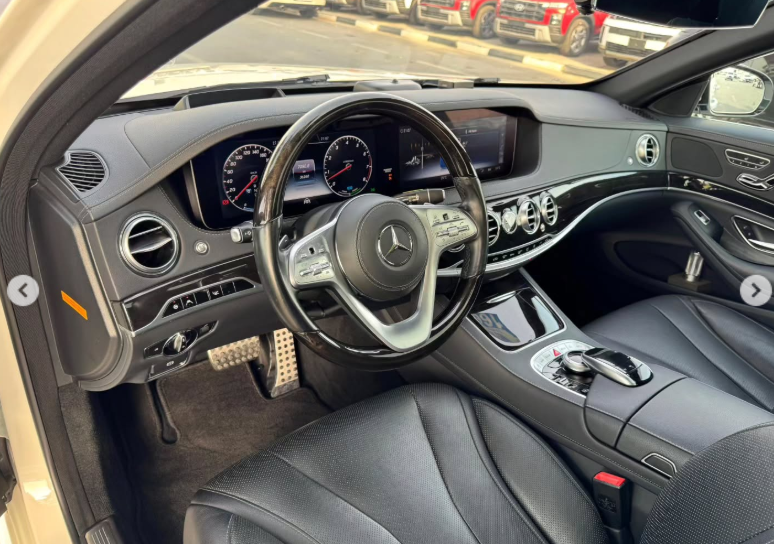 2018 Mercedes-Benz S-Class S 450 3.0 Litres V6 Twin-Turbo Petrol Engine White Black Sedan