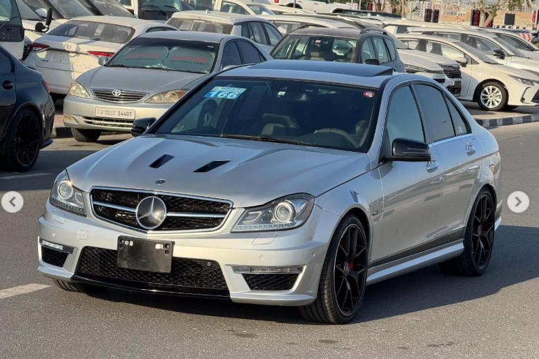 2014 Mercedes-Benz C 63 AMG Edition 507 6.2-liter V8 Petrol Engine Silver Black Sedan