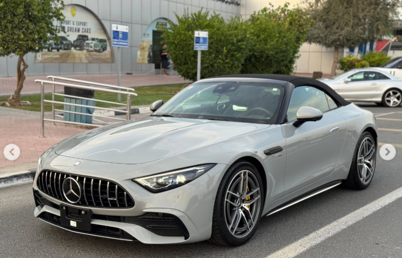 2023 Mercedes-AMG SL 43 2.0-liter turbocharged inline-four Engine Silver Black Convertible