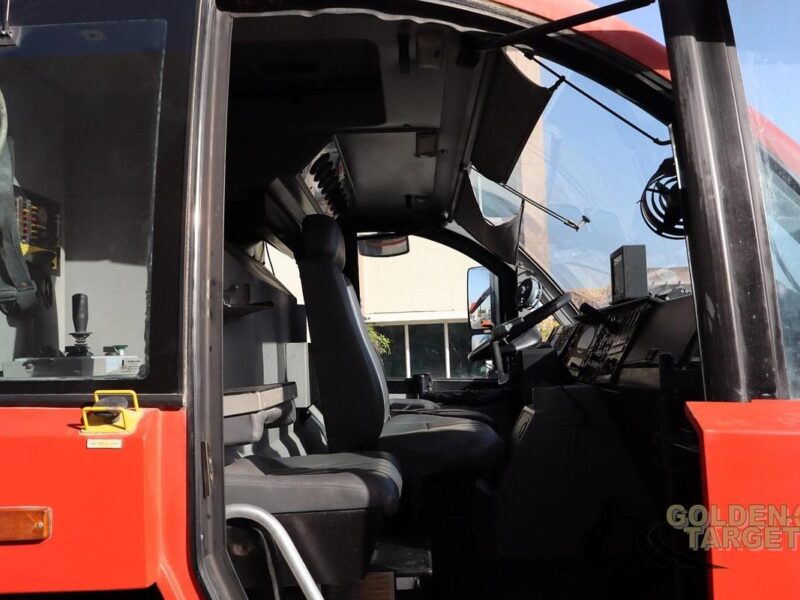 2003 MAN 36.1000VF 8x8 Rosenbauer Airport Fire Truck 12 Cylinder MAN Diesel Engine Red